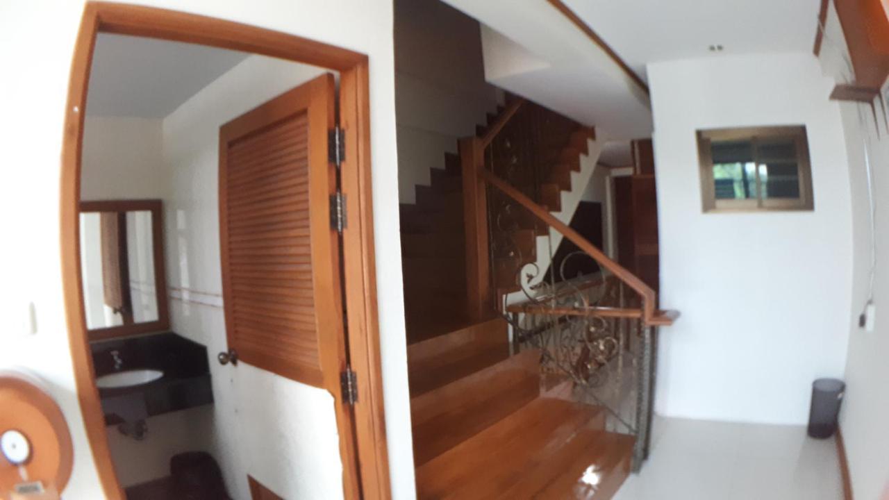 Nhà trọ Mojo House *
