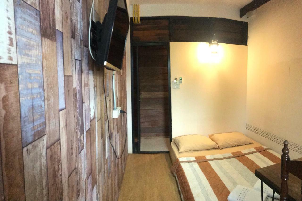 Nhà trọ Mojo House *